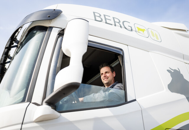 Chauffeur kieptrailer